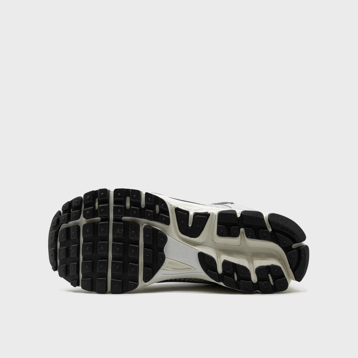 Nike Zoom Vomero 5 Chrome