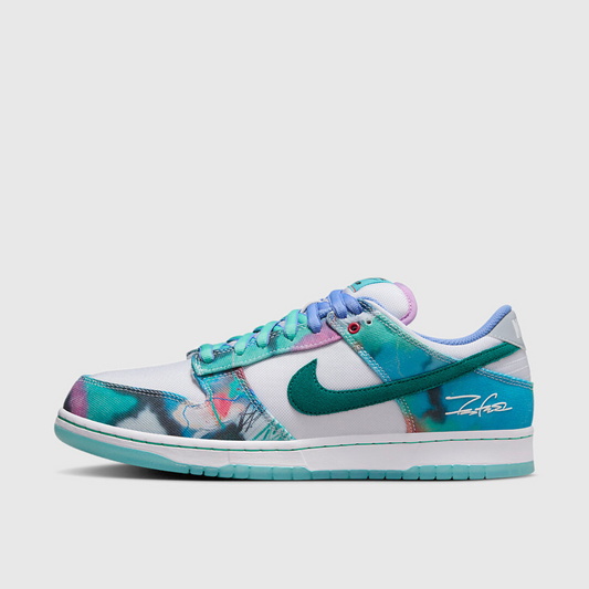 Nike SB Dunk Low Futura Laboratories Bleached Aqua