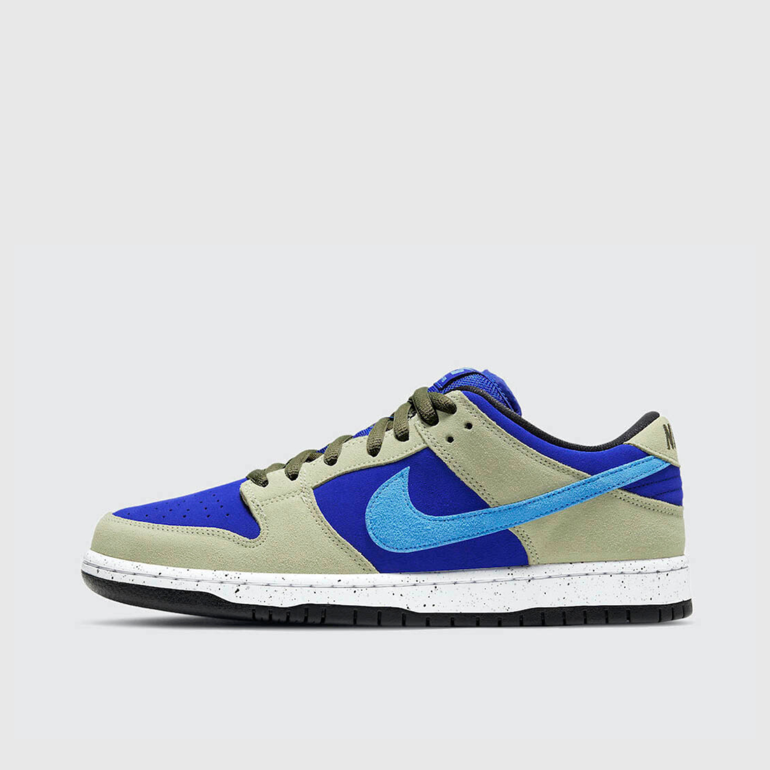 Nike SB Dunk Low Celadon ACG