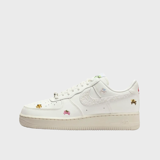 Nike Air Force 1 Low Pegasus Pack Sail