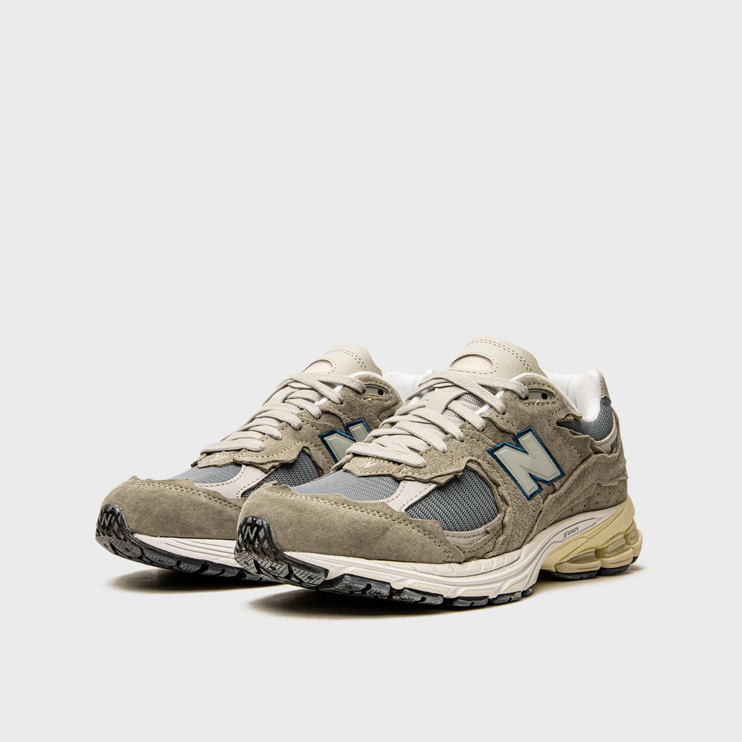 New Balance 2002R Protection Pack Mirage Grey