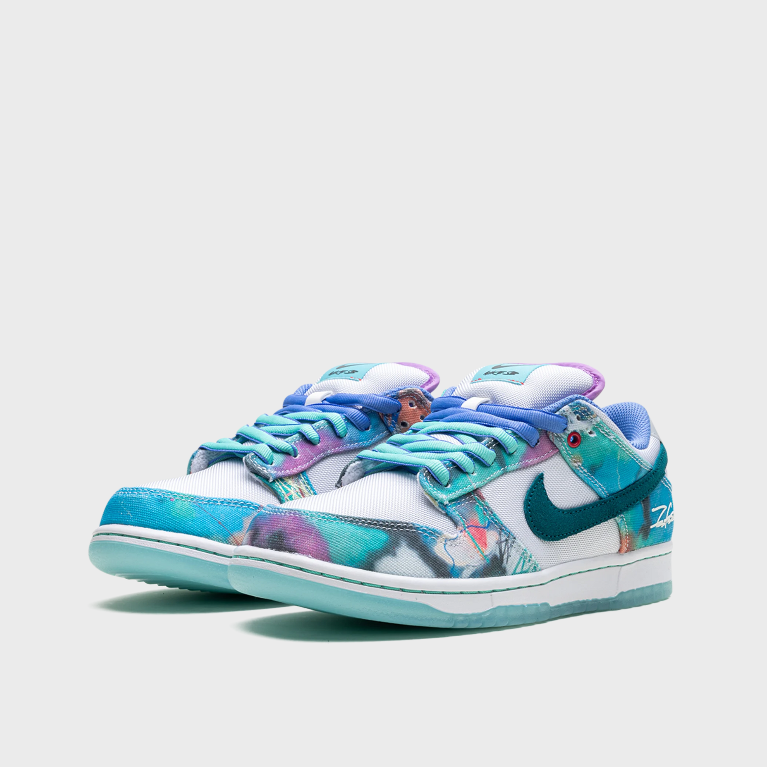 Nike SB Dunk Low Futura Laboratories Bleached Aqua