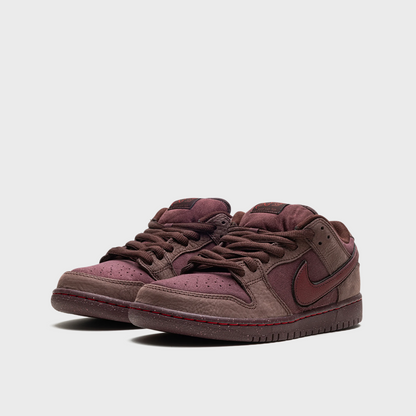 Nike SB Dunk Low City Of Love Burgundy Crush