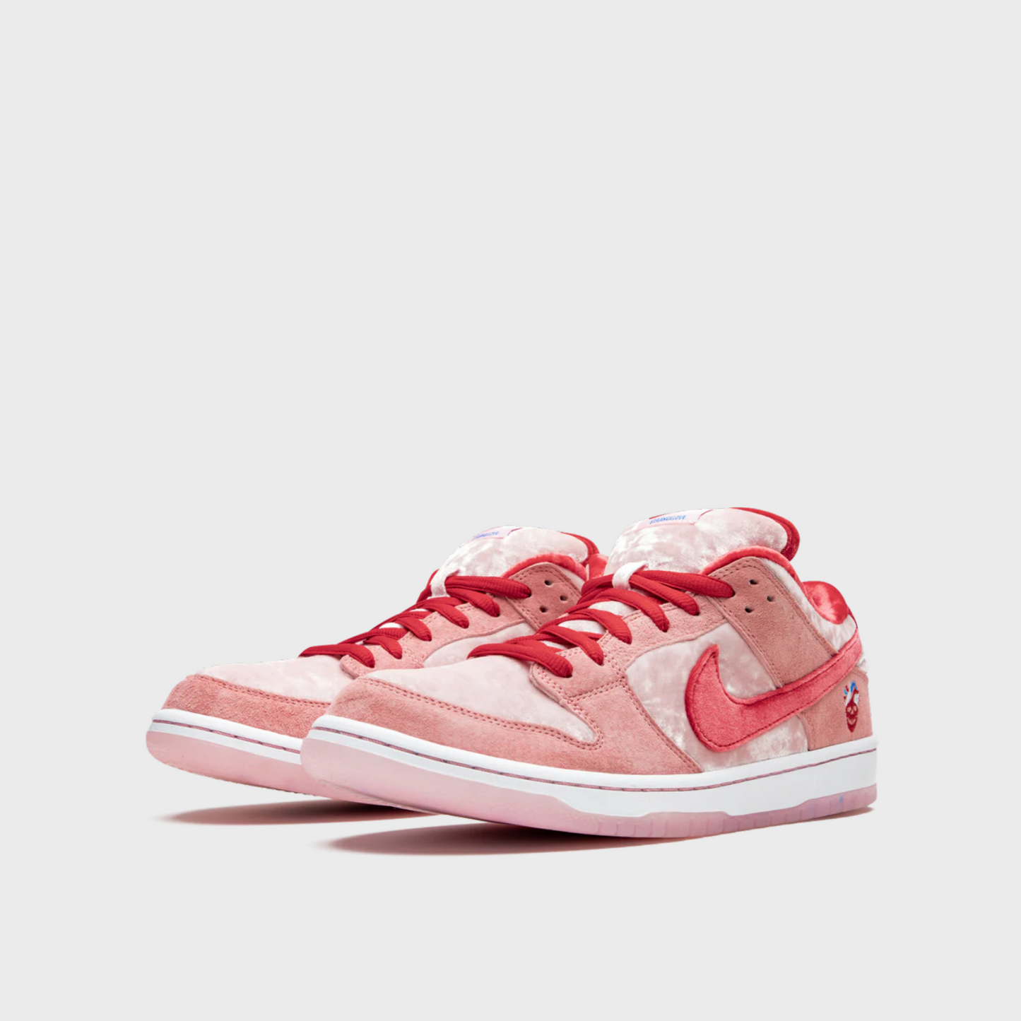 Nike SB Dunk Low StrangeLove Skateboards