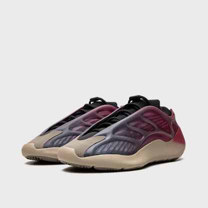 Adidas Yeezy Boost 700 V3 Fade Carbon