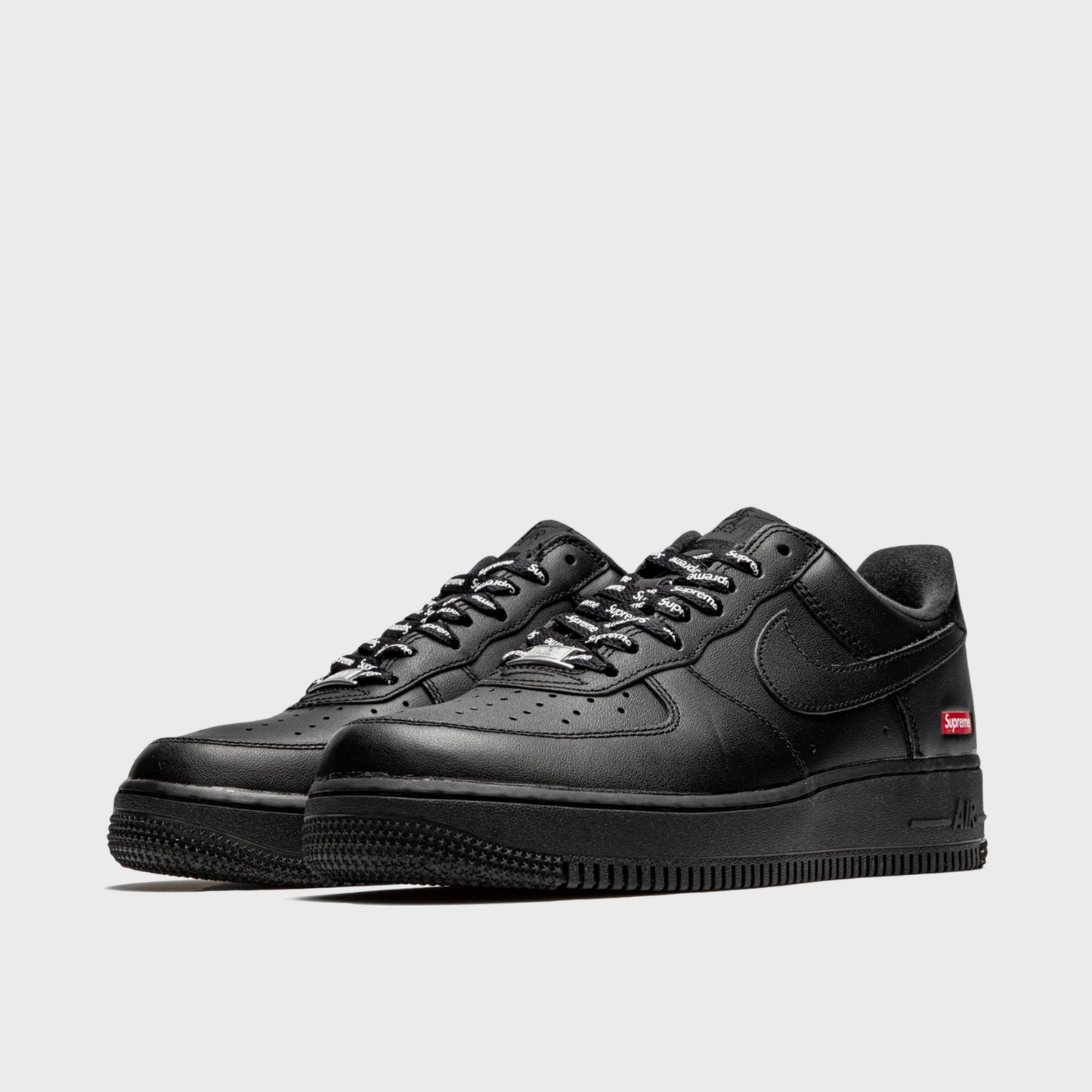 Nike Air Force 1 Low Supreme Black