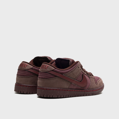 Nike SB Dunk Low City Of Love Burgundy Crush