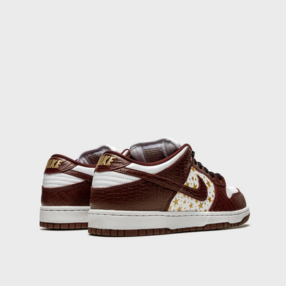 Nike SB Dunk Low Supreme Stars Barkroot Brown