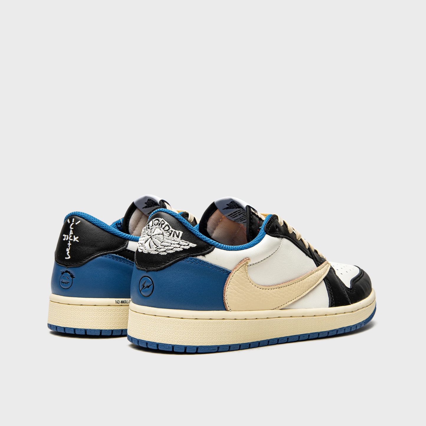 Jordan 1 Retro Low Fragment x Travis Scott