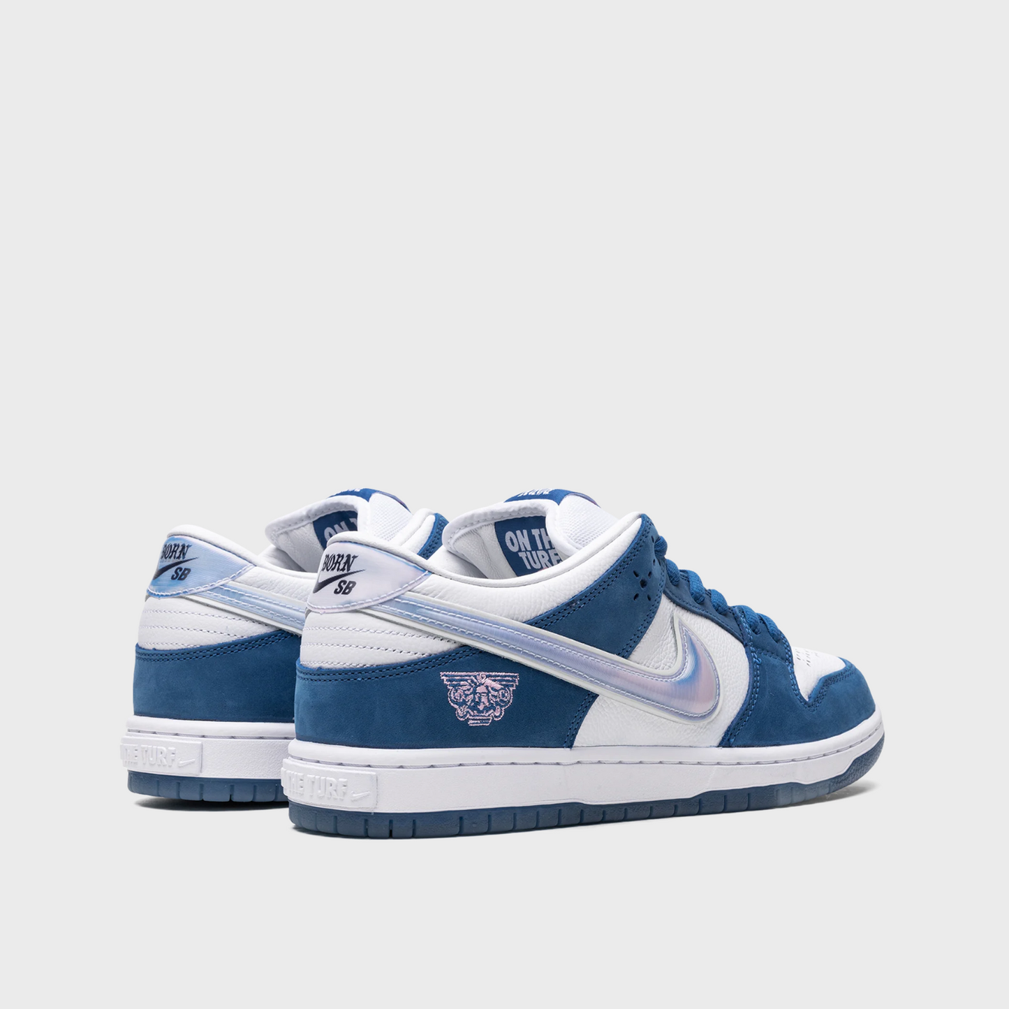 Nike SB Dunk Low Born X Raised