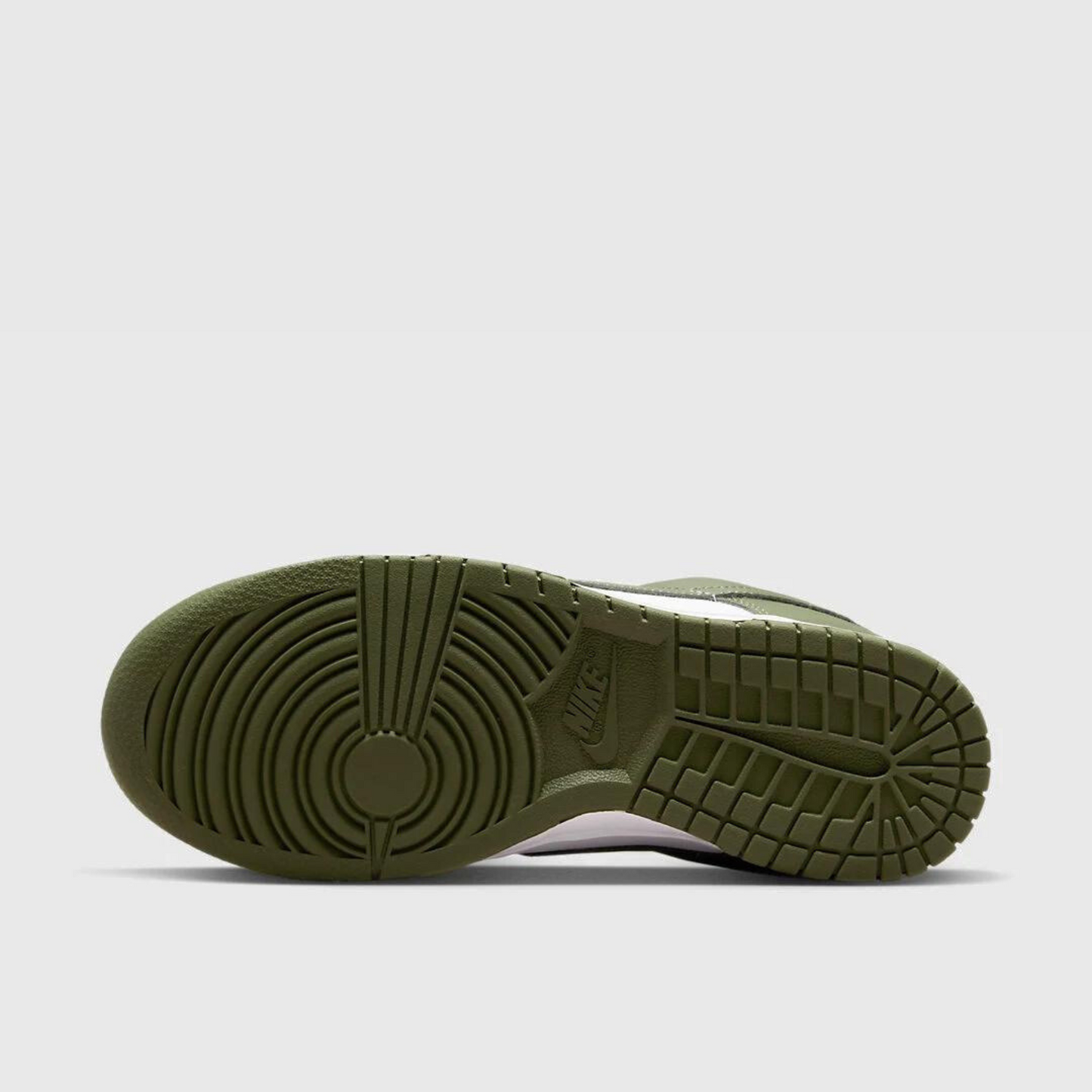 Nike Dunk Low Medium Olive