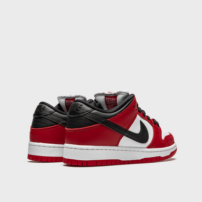 Nike SB Dunk Low Chicago