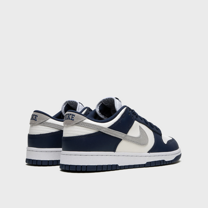 Nike Dunk Low Midnight Navy Smoke Grey