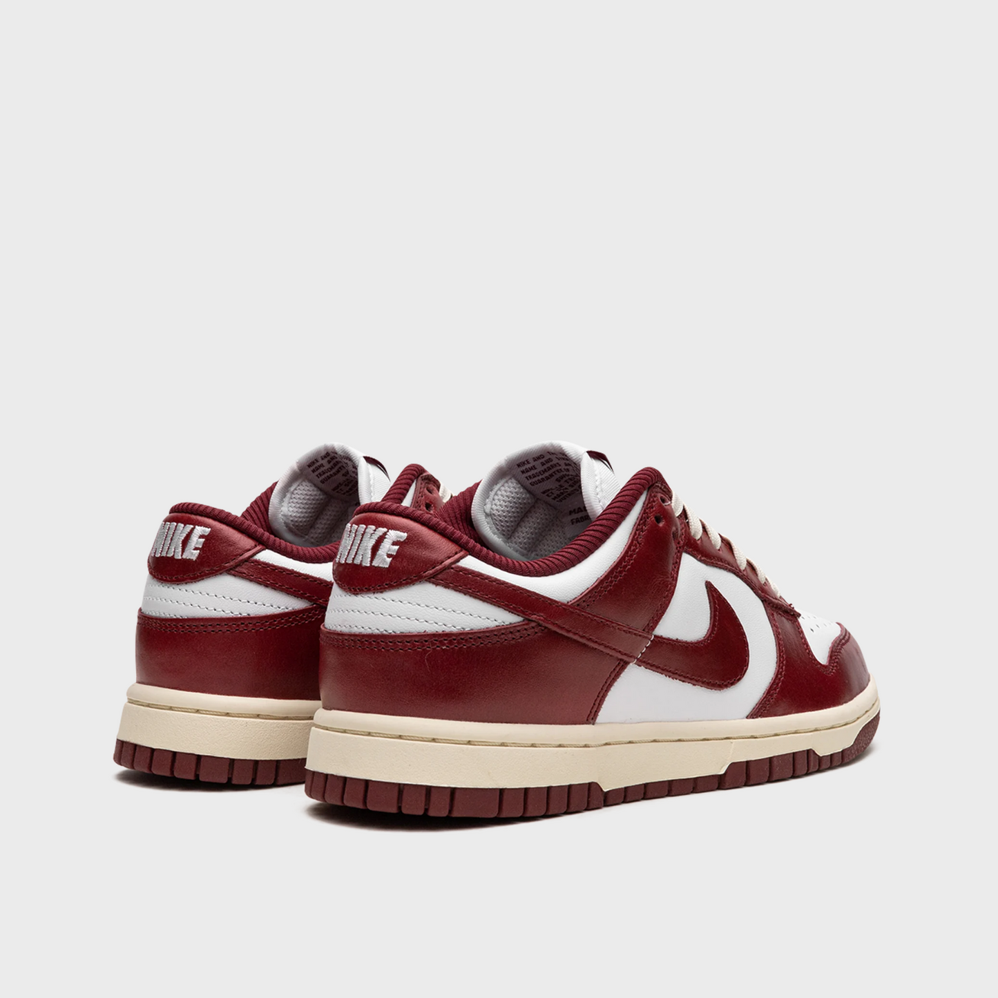 Nike Dunk Low Vintage Team Red