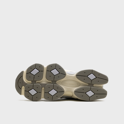 New Balance 9060 Pearl Grey Linen