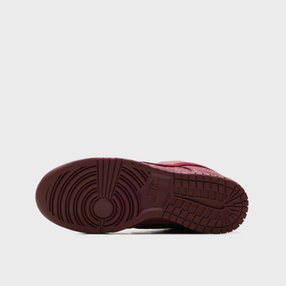 Nike Dunk Low Crocodile Team Red